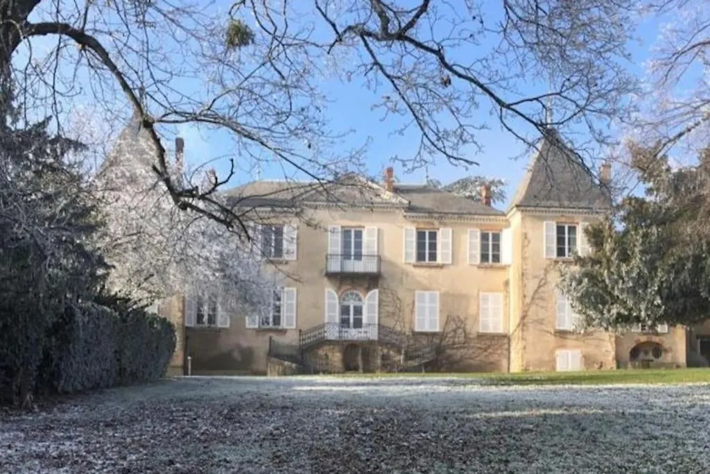 Gite Ou Chambres D'Hotes Au Chateau De Montclair Pommiers  Apartment Pommiers (Rhone)