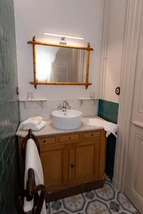 Apartment Gite Ou Chambres D'Hotes Au Chateau De Montclair Pommiers
